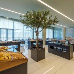 TRYP Lisboa Aeroporto Hotel питание