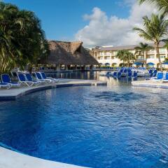 Отель Grand Memories Punta Cana - All Inclusive бассейн