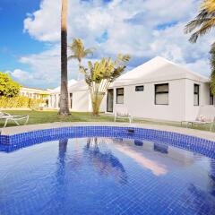 Отель Ramada Resort Mazatlan бассейн