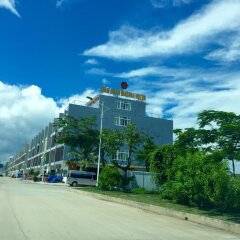 Отель Tuan Chau Marina Hotel Вьетнам, Халонг - отзывы, цены и фото номеров - забронировать отель Tuan Chau Marina Hotel онлайн спортивное сооружение