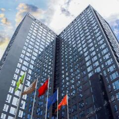 La Perle International Hotel спортивное сооружение