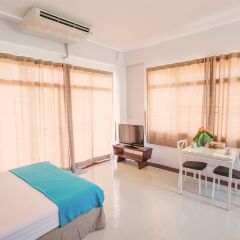 Отель The Meet Green Apartment Таиланд, Бангкок - отзывы, цены и фото номеров - забронировать отель The Meet Green Apartment онлайн комната для гостей фото 2