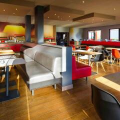 Отель ibis Brussels Airport гостиничный бар