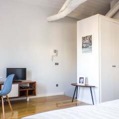 Апартаменты Oporto Trendy Apartments сейф в номере