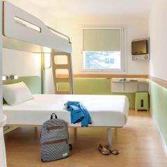 Отель ibis budget Antwerpen Centraal Station комната для гостей