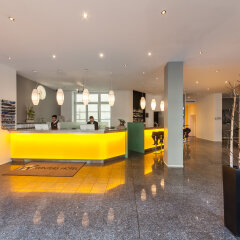 Select Hotel Berlin Checkpoint Charlie интерьер отеля