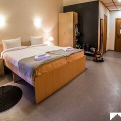 Райдерс Лодж (Riders Lodge Hotel) комната для гостей фото 5