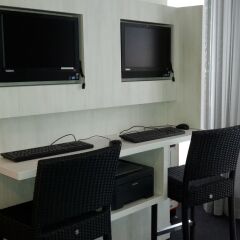 Отель Holiday Inn Hamburg удобства в номере