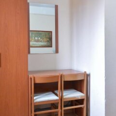 Hotel Arno сейф в номере