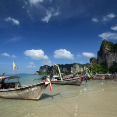 Отель Bhu Nga Thani Resort and Spa пляж