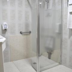 Отель Apartamentos Don Carlos Испания, Сантандер - отзывы, цены и фото номеров - забронировать отель Apartamentos Don Carlos онлайн ванная фото 3