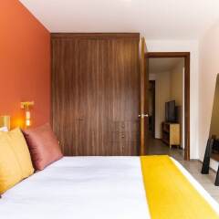 Отель Colorful and Artsy 3BR 2BA Apt in Roma Norte Мехико комната для гостей фото 3