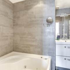 Апартаменты Rue Cler - Eiffel Tower View Apartment спа