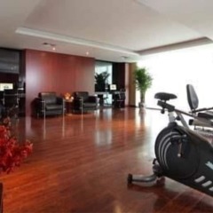 Отель Ramada by Wyndham Beijing Airport фитнесс-зал