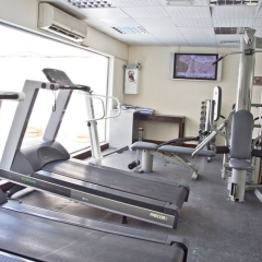 Отель Regent Beach Resort фитнесс-зал фото 2