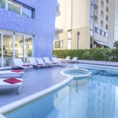 Отель Mercure Rimini Lungomare бассейн фото 4