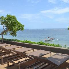 Отель Maya Sanur Resort & Spa пляж фото 2