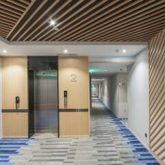 Отель Holiday Inn Express Shanghai Gubei сауна