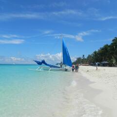 Отель Blue Coral Resort Boracay пляж