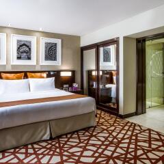 Отель Crowne Plaza Dubai - Deira Дубай комната для гостей фото 4