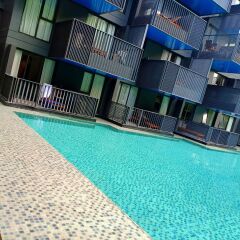 Отель Patong Beach Luxury Condo бассейн