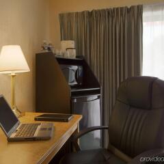 Отель Comfort Inn Dartmouth удобства в номере фото 2