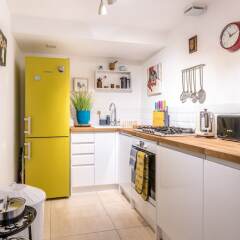 Апартаменты 1 Bedroom Apartment Near Central Brighton в номере