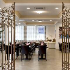 Отель Sovrana & Re Aqva SPA Италия, Римини - - забронировать отель Sovrana & Re Aqva SPA, цены и фото номеров питание фото 2