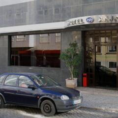 Hotel Anjos парковка