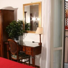 Отель Gaudi Guest House Италия, Рим - отзывы, цены и фото номеров - забронировать отель Gaudi Guest House онлайн удобства в номере фото 2
