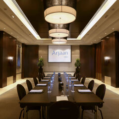 Отель Arjaan by Rotana Dubai Media City