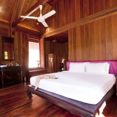 Отель Burasari Heritage Luang Prabang сейф в номере