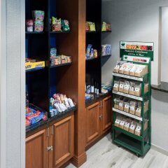Отель Hampton Inn & Suites Tulare питание