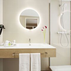 Отель NH Collection Hamburg City ванная