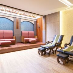 Отель Khaolak Bay Front Resort сауна