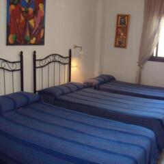 Отель Hostal Fenix Испания, Херес-де-ла-Фронтера - отзывы, цены и фото номеров - забронировать отель Hostal Fenix онлайн комната для гостей фото 5