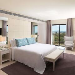 Отель Pine Cliffs Ocean Suites, a Luxury Collection Resort & Spa комната для гостей фото 5