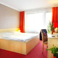 Hotel Charles Central in Prague, Czech Republic from 93$, photos, reviews - zenhotels.com guestroom