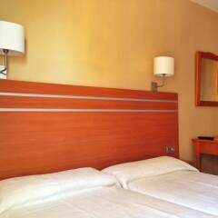 Hotel Carmen Teresa удобства в номере