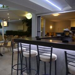 Апартаменты Blue Horizon Apartments гостиничный бар