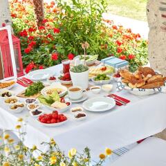Alacati Onoda Hotel Чешме питание