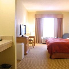 Отель Country Inn & Suites By Carlson Columbus-North Колумбус удобства в номере фото 2