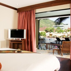 Отель Alpina Phuket Nalina Resort & Spa Таиланд, Пхукет - 5 отзывов об отеле, цены и фото номеров - забронировать отель Alpina Phuket Nalina Resort & Spa онлайн комната для гостей фото 5
