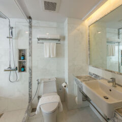 The Bloc Hotel ванная
