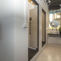 Fun Hostel Phuket Patong - Adults Only интерьер отеля