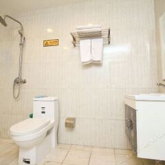 Отель Lidu Business Hotel Китай, Сиань - отзывы, цены и фото номеров - забронировать отель Lidu Business Hotel онлайн ванная фото 2