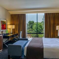 Отель Doubletree by Hilton Los Angeles Downtown США, Лос-Анджелес - 8 отзывов об отеле, цены и фото номеров - забронировать отель Doubletree by Hilton Los Angeles Downtown онлайн комната для гостей фото 5