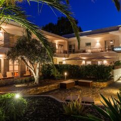Отель Hibiscus Hotel Residence Италия, Синискола - отзывы, цены и фото номеров - забронировать отель Hibiscus Hotel Residence онлайн вид на фасад