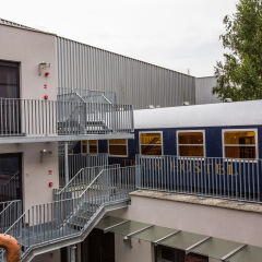 Train Hostel балкон