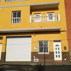 Отель House With 3 Bedrooms in La Matanza de Acentejo, With Wonderful sea View, Furnished Terrace and Wifi Ла-Матанса-де-Асентехо парковка